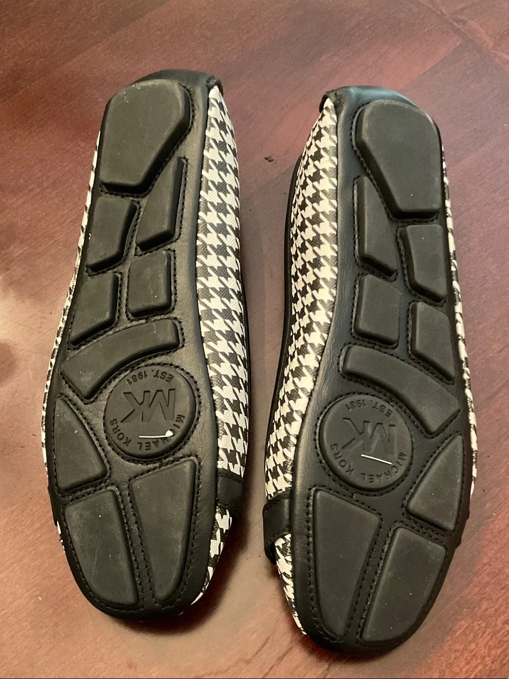 Michael Kors Black & White Houndstooth Logo Ballet Flats
